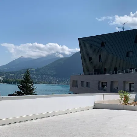 ô Pure Annecy
